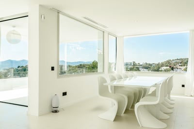 Luxury Villa Photo #17