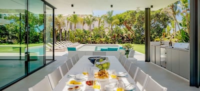 Luxury Villa Photo #9
