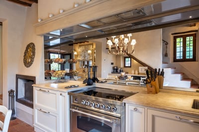 Luxury Villa Photo #17