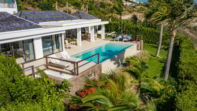 Luxury Villa Photo #3