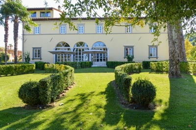 Luxury Villa Photo #57
