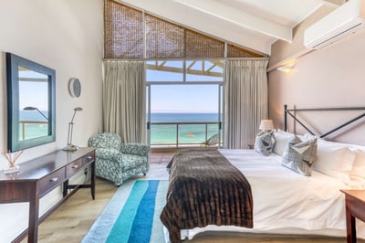 Luxury Villa Photo #23