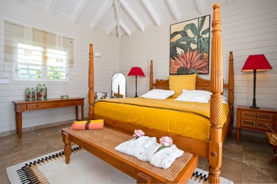 Luxury Villa Photo #29