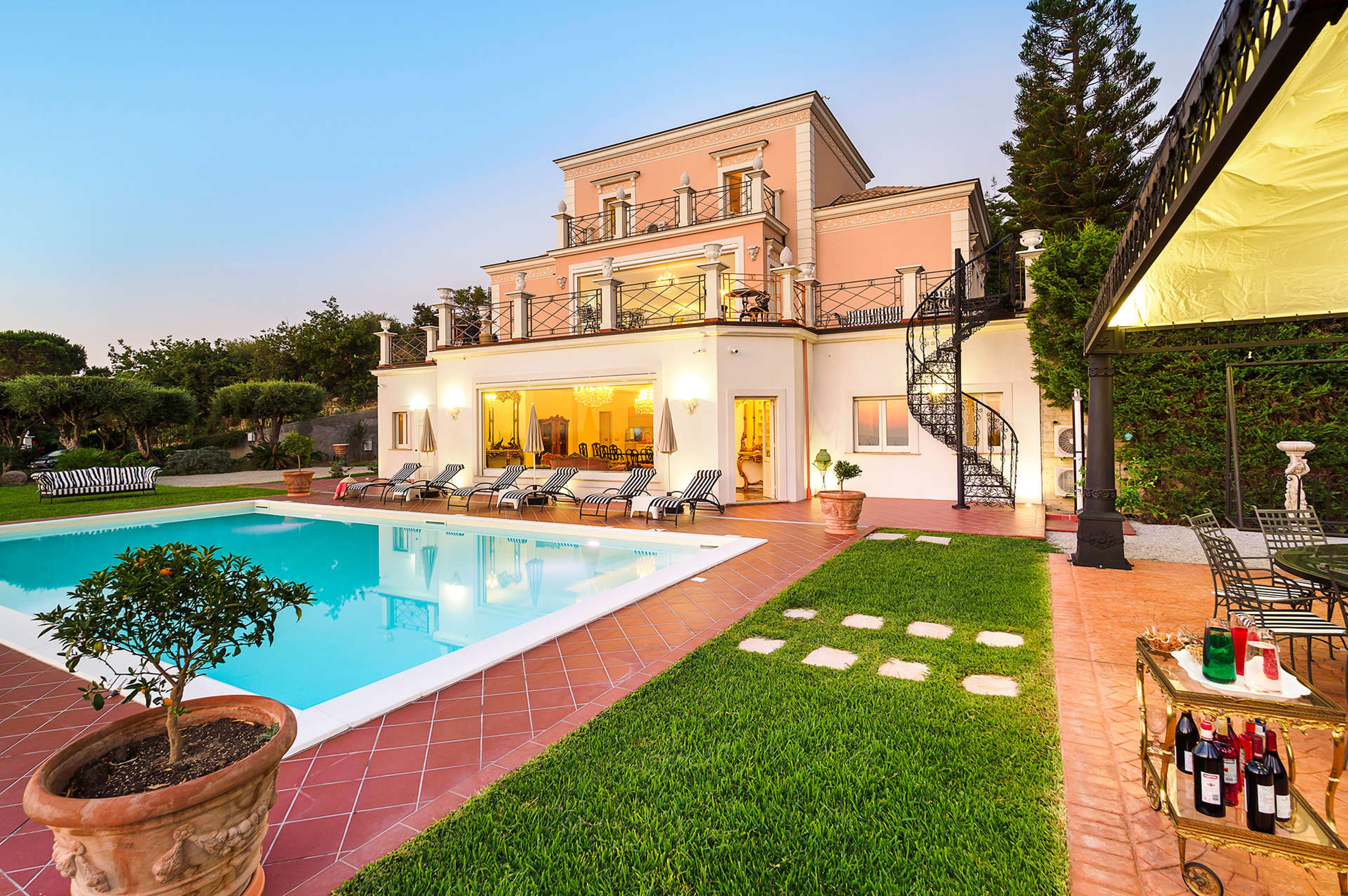 Villa