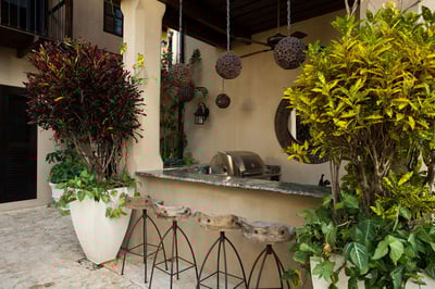 Luxury Villa Photo #3
