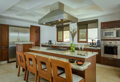 Luxury Villa Photo #23