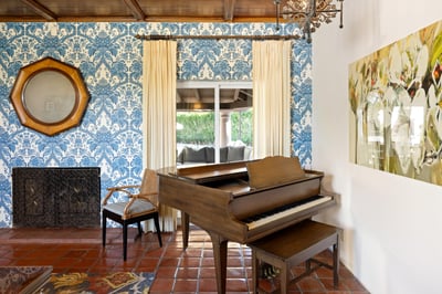 Luxury Villa Photo #18