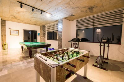 Luxury Villa Photo #15