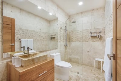 Luxury Villa Photo #38