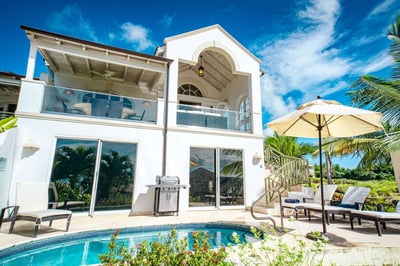 Luxury Villa Photo #2