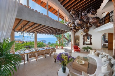 Luxury Villa Photo #19