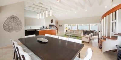 Luxury Villa Photo #16