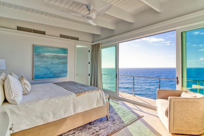 Luxury Villa Photo #15