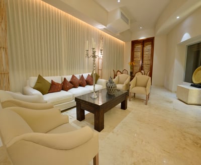 Luxury Villa Photo #38