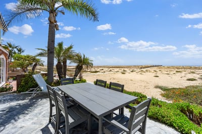 Luxury Villa Photo #3
