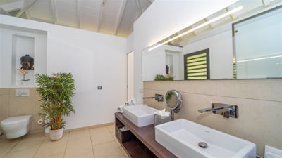 Luxury Villa Photo #61
