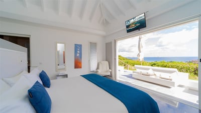 Luxury Villa Photo #35