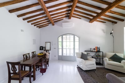 Luxury Villa Photo #35
