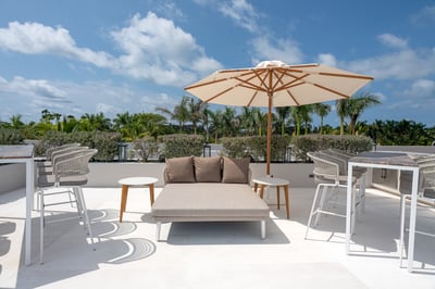 Luxury Villa Photo #13