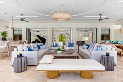 Luxury Villa Photo #6