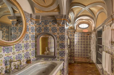 Luxury Villa Photo #17