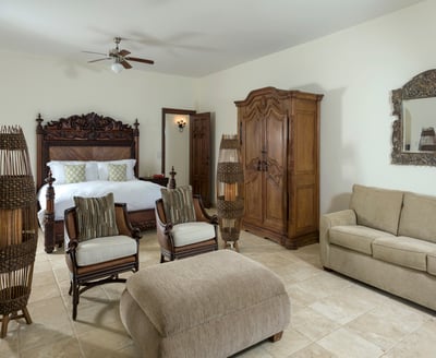 Luxury Villa Photo #32
