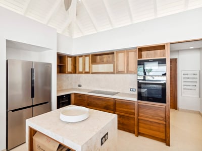 Luxury Villa Photo #13