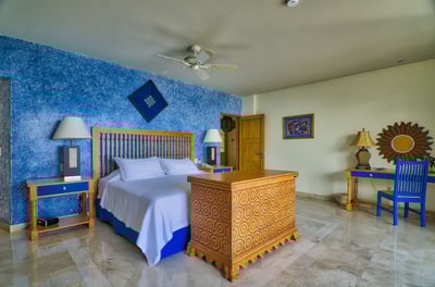 Luxury Villa Photo #41