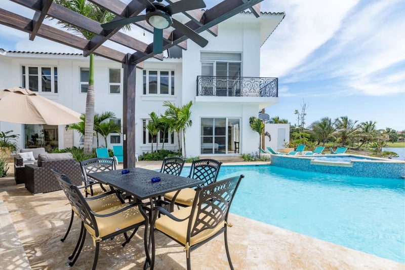 Caribbean Estate