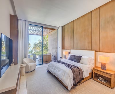 Luxury Villa Photo #41