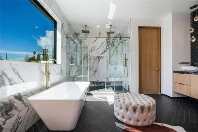 Luxury Villa Photo #19