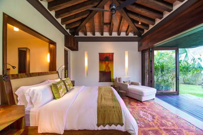Luxury Villa Photo #15