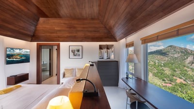 Luxury Villa Photo #41