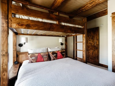 Luxury Villa Photo #24