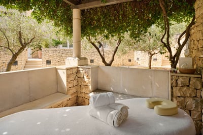 Luxury Villa Photo #11