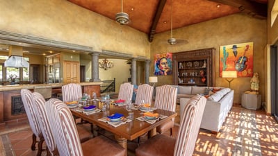 Luxury Villa Photo #20