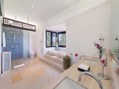 Luxury Villa Photo #24