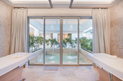 Luxury Villa Photo #45