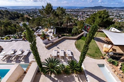 Luxury Villa Photo #19
