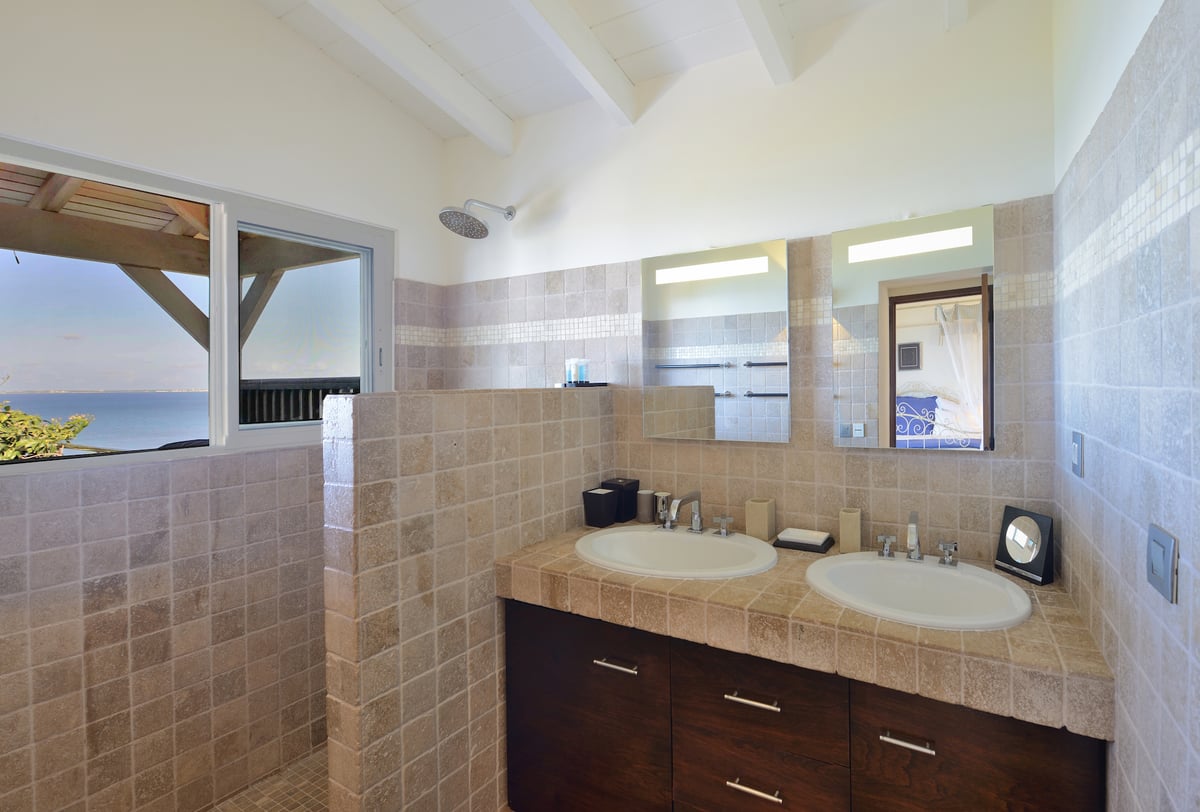 Dreamin Blue villa rental in Happy Bay - 28