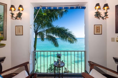 Luxury Villa Photo #11