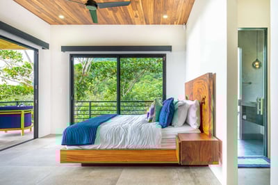 Luxury Villa Photo #35