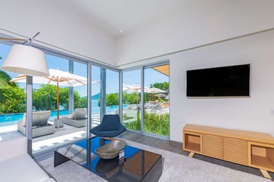Luxury Villa Photo #41