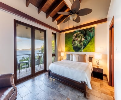 Luxury Villa Photo #39