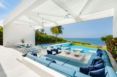 Luxury Villa Photo #3