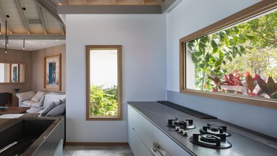 BLUE SWAN Kitchen & Dining Area