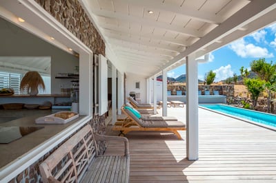 Luxury Villa Photo #24