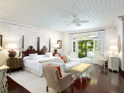 Luxury Villa Photo #27