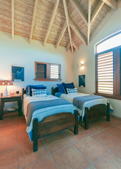 Luxury Villa Photo #28