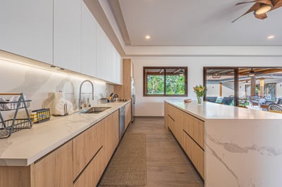 Luxury Villa Photo #15